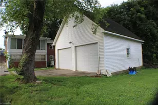 340 Marion St, Mount Airy, NC 27030 - Photo 4