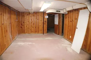 340 Marion St, Mount Airy, NC 27030 - Photo 14