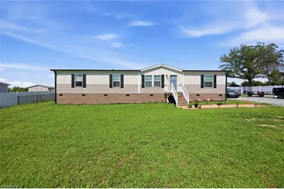 8235 N Nc Highway 62, Alamance, NC 27217 - Photo 24