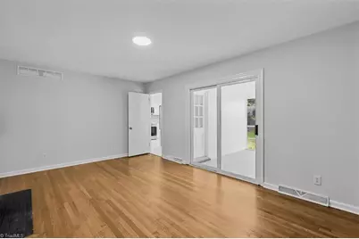 3008 W Cornwallis Drive, Greensboro, NC 27408 - Photo 20