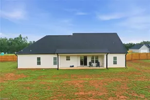 123 Gregorys Grange Dr, Yanceyville, NC 27379 - Photo 4