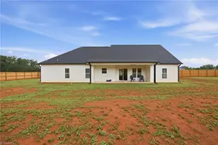 123 Gregorys Grange Dr, Yanceyville, NC 27379 - Photo 32