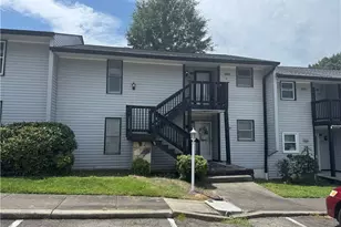 894 Ridge Ct, Winston-Salem, NC 27107 - Photo 1