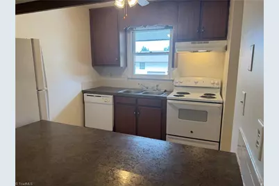 894 Ridge Court, Winston-Salem, NC 27107 - Photo 6