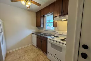 894 Ridge Ct, Winston-Salem, NC 27107 - Photo 8