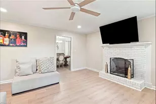 436 Peace Haven Rd, Winston-Salem, NC 27103 - Photo 4
