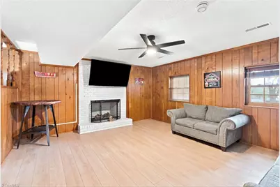 436 Peace Haven Road, Winston-Salem, NC 27103 - Photo 20