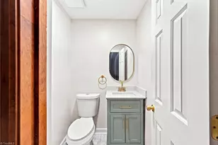 436 Peace Haven Rd, Winston-Salem, NC 27103 - Photo 24
