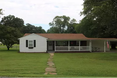 106 Mohawk Drive, King, NC 27021 - Photo 4