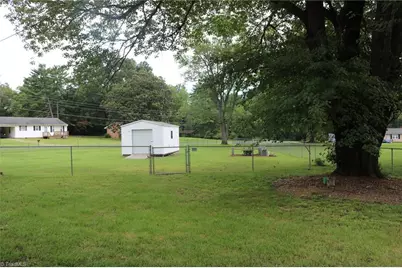 106 Mohawk Drive, King, NC 27021 - Photo 32