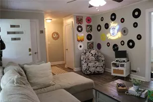 106 Mohawk Dr, King, NC 27021 - Photo 10