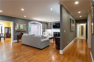 120 W 1st Ave, Lexington, NC 27292 - Photo 8