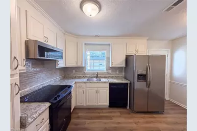 1311 Meadowview Road #B, Greensboro, NC 27403 - Photo 8