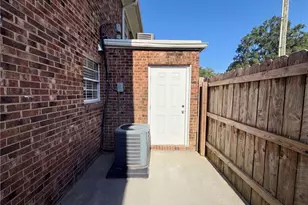 1311 Meadowview Rd, Greensboro, NC 27403 - Photo 16