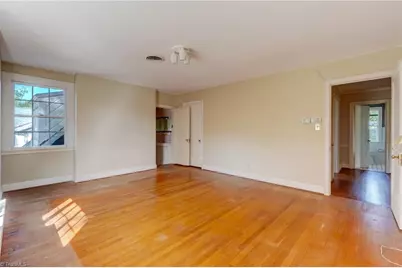 812 Dover Road, Greensboro, NC 27401 - Photo 22