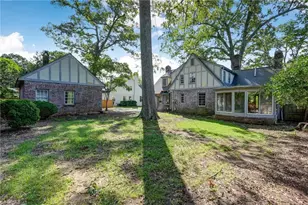 812 Dover Rd, Greensboro, NC 27408 - Photo 36