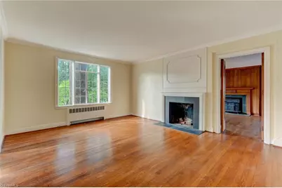 812 Dover Road, Greensboro, NC 27401 - Photo 12