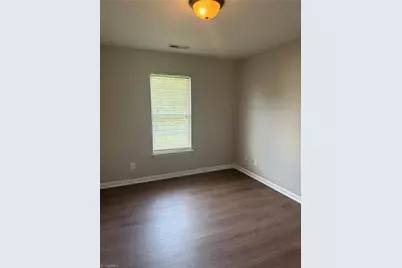 157 Dunbarton Court, Winston-Salem, NC 27107 - Photo 18