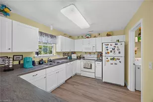 1145 Briarwood Dr, Mebane, NC 27302 - Photo 12