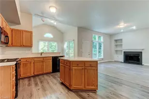 3 Cranebridge Pl, Greensboro, NC 27407 - Photo 16