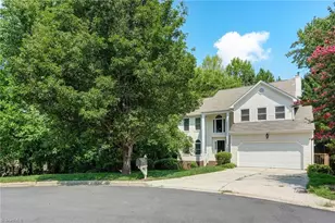 3 Cranebridge Pl, Greensboro, NC 27407 - Photo 2