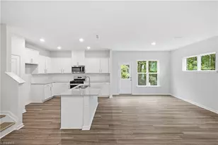 3911 Sedgefield Grn Pl, Greensboro, NC 27407 - Photo 6