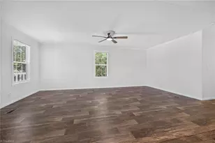 1303 Elrado St, Burlington, NC 27217 - Photo 8