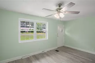 1533 Pecan Dr, High Point, NC 27263 - Photo 6