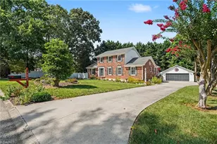 5802 Muirfield Dr, Greensboro, NC 27410 - Photo 4