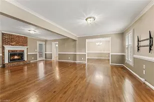 5802 Muirfield Dr, Greensboro, NC 27410 - Photo 10