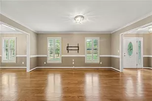 5802 Muirfield Dr, Greensboro, NC 27410 - Photo 8