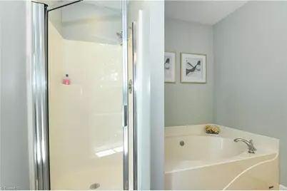 101 Valentine Court, Greensboro, NC 27405 - Photo 16