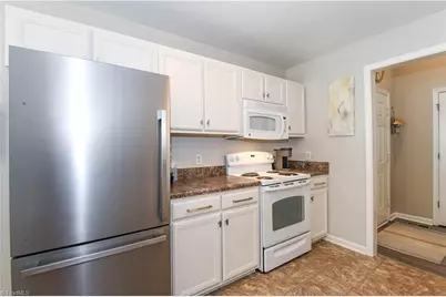 101 Valentine Court, Greensboro, NC 27405 - Photo 12