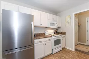 101 Valentine Ct, Greensboro, NC 27405 - Photo 12