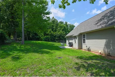 101 Valentine Court, Greensboro, NC 27405 - Photo 22