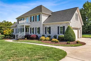 6202 Bradford Pl Ct, Summerfield, NC 27358 - Photo 4