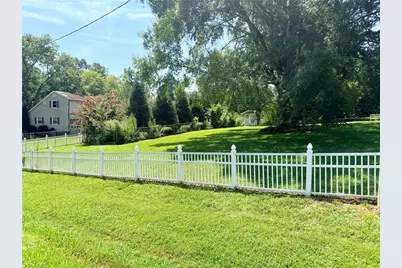 1070 W River Run, Asheboro, NC 27205 - Photo 4