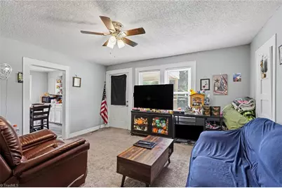 809 Arthur Avenue, High Point, NC 27263 - Photo 8