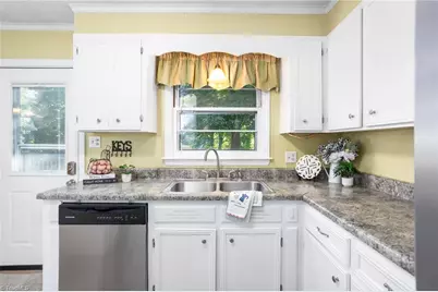 5220 Eastcrest Road, McLeansville, NC 27377 - Photo 14