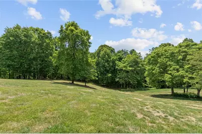 1148 Town N Country Drive, Wilkesboro, NC 28697 - Photo 40