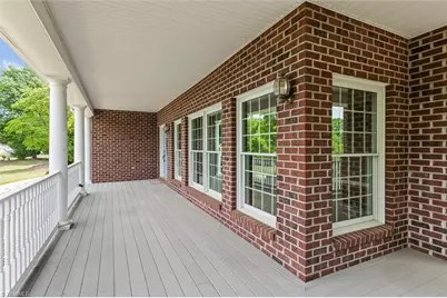 1148 Town N Country Drive, Wilkesboro, NC 28697 - Photo 4