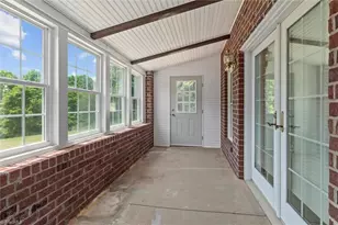 1148 Town N Country Dr, Wilkesboro, NC 28697 - Photo 32