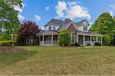1148 Town N Country Drive, Wilkesboro, NC 28697 - Photo 1