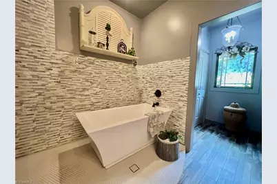 128 Hillside Lane, Jefferson, NC 28640 - Photo 10