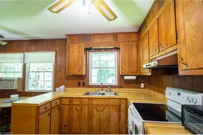 942 Clyde Underwood Road, Siler City, NC 27344 - Photo 16