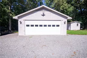 942 Clyde Underwood Rd, Siler City, NC 27344 - Photo 8