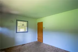 942 Clyde Underwood Rd, Siler City, NC 27344 - Photo 20
