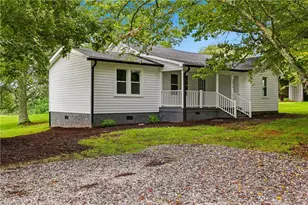 1074 Mulberry Mill Rd, North Wilkesboro, NC 28659 - Photo 6