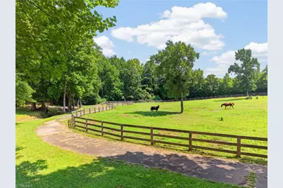 1941 Oak Drive, Asheboro, NC 27205 - Photo 4