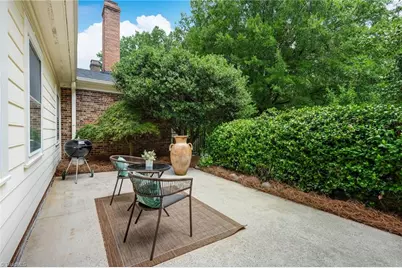 41 Fountain Manor Drive #D, Greensboro, NC 27405 - Photo 10